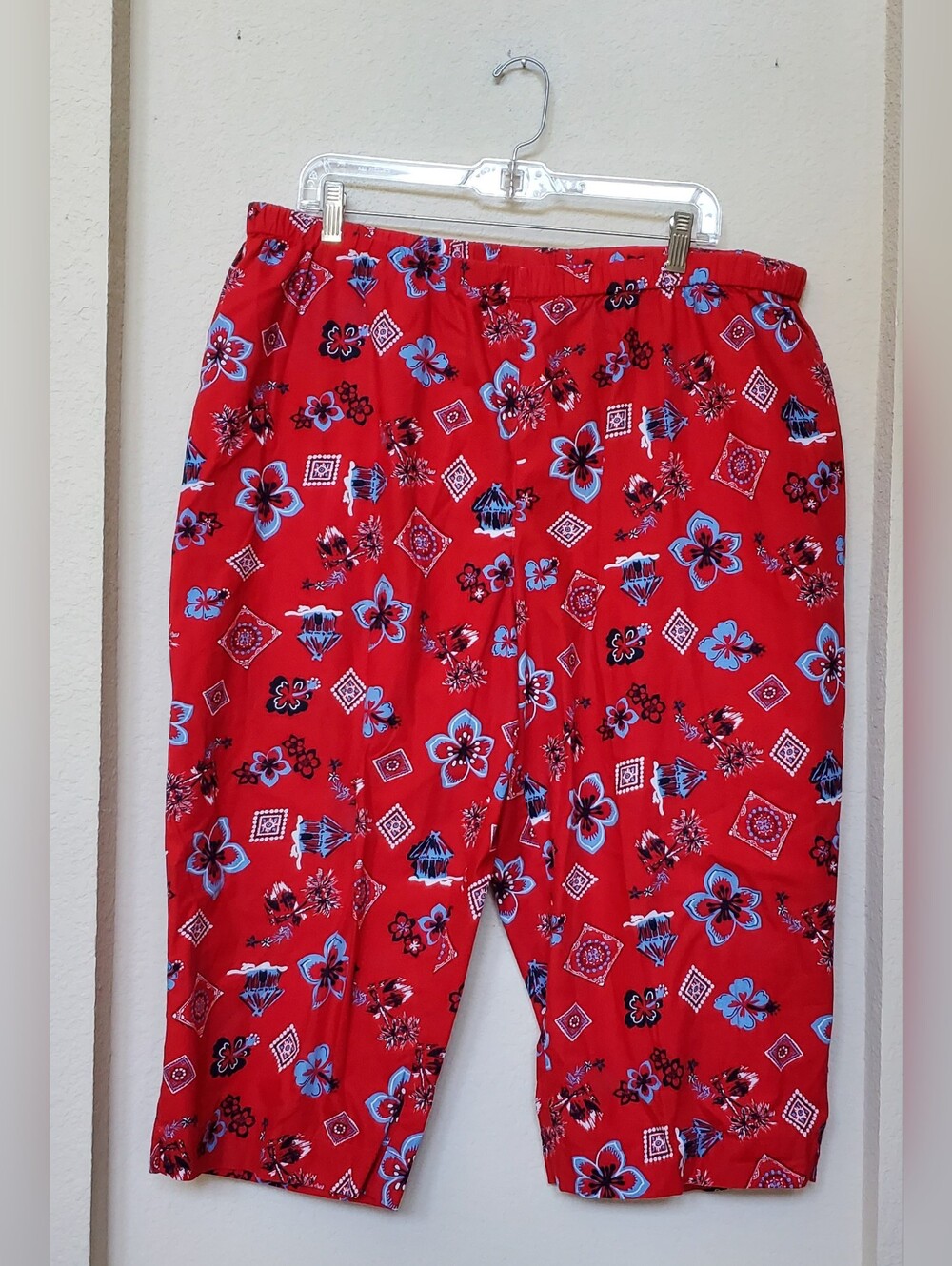 Liz & Me Red Floral Tropucal Print Elastic Waist PJ Pants.  Size 1x